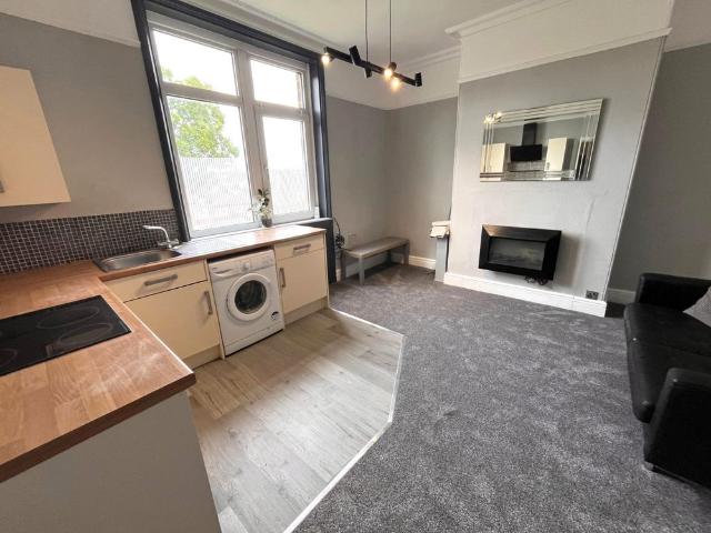Apartment for rent in Chapeltown, West Yorkshire