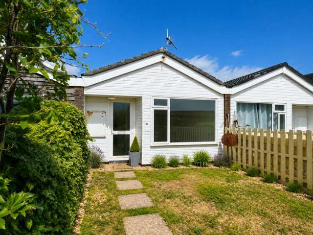 Bungalow for sale in Strode, Devon