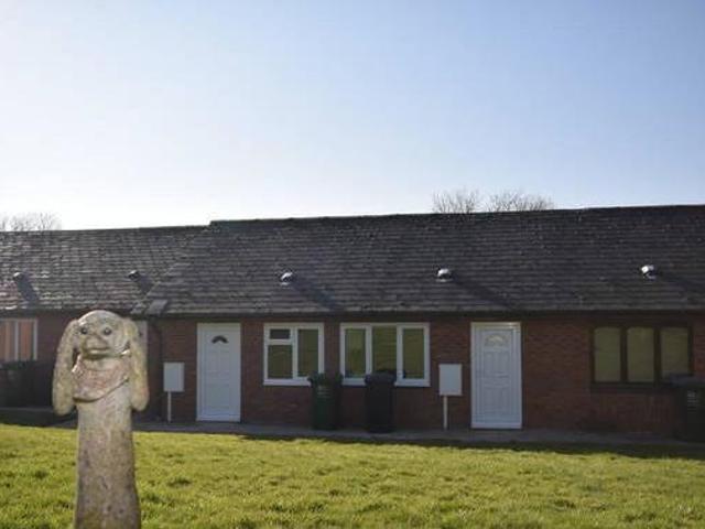 House for rent in Froggatt, East Midlands