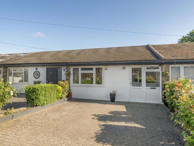 Bungalow for sale in Greater London