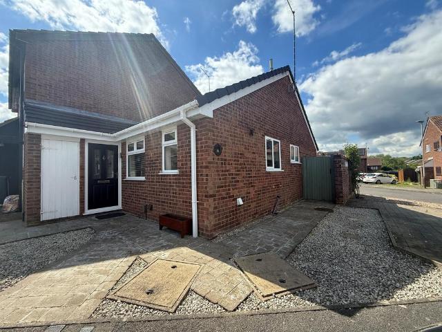 Bungalow for sale in Old Wharf, City Of Leicester