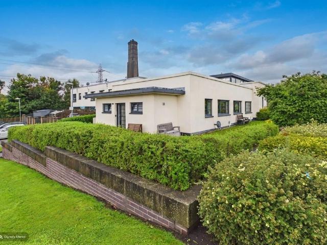 Bungalow for sale in Hawkhead, Glenburn