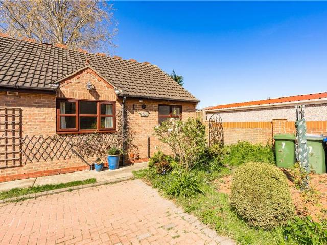 Bungalow for sale in Healing, North East Lincolnshire