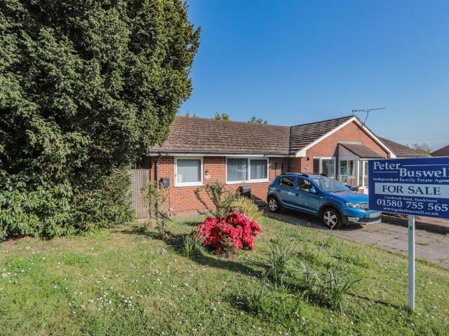 Bungalow for sale in Sandown Park, Kent