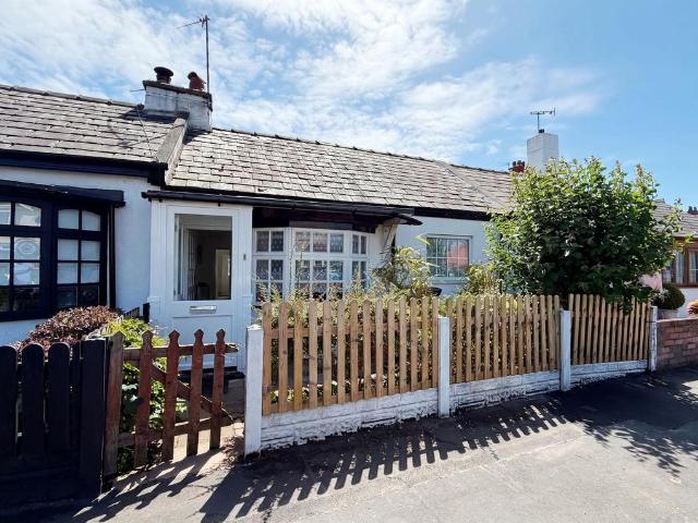 Bungalow for sale in Southport, Sefton