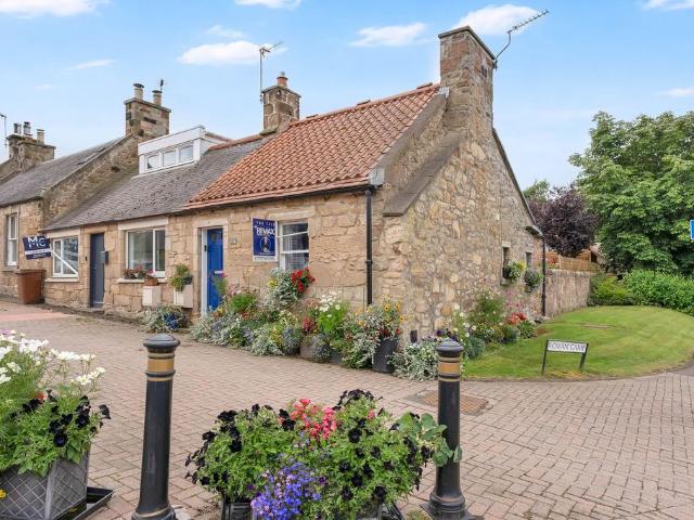 Bungalow for sale in Pathhead, Scotland