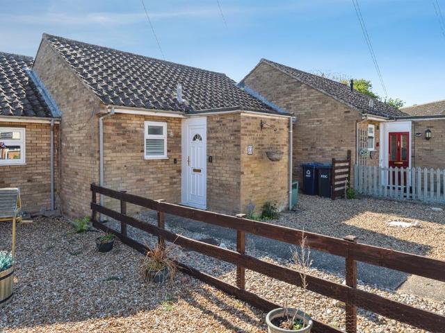 Bungalow for sale in Huntingdon, Cambridgeshire