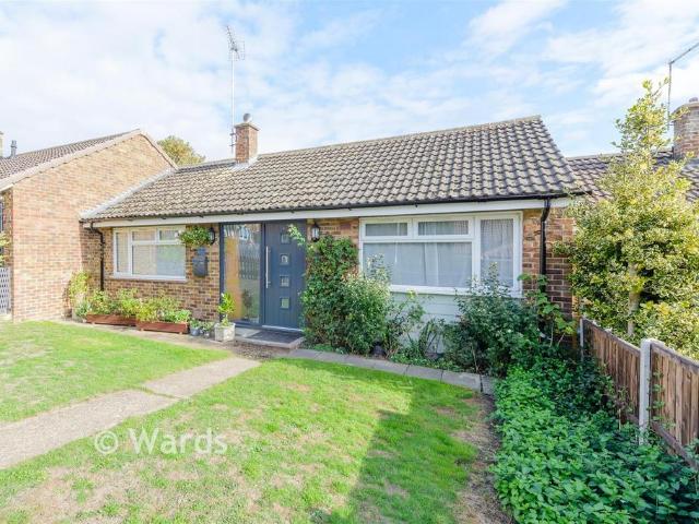 Bungalow for sale in Longfield Hill, Dartford