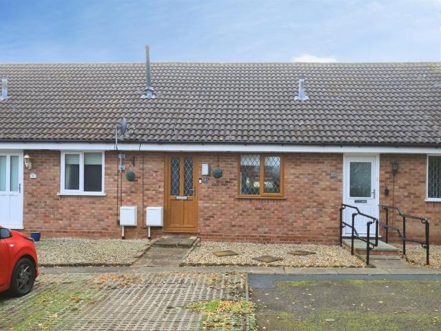 Bungalow for sale in Perton, South Staffordshire