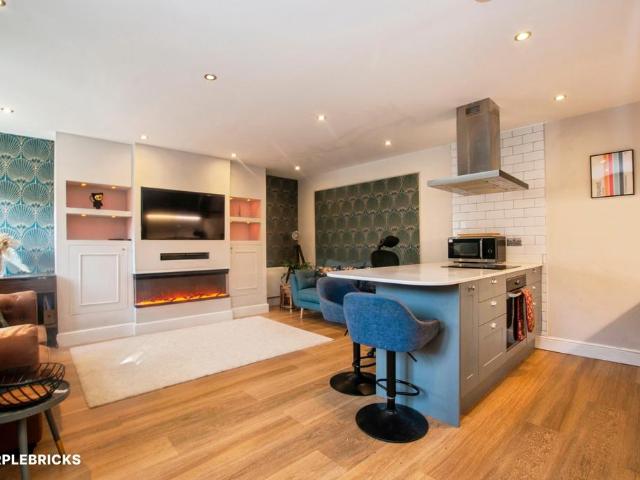Bungalow for sale in Wyndham Park, Salisbury