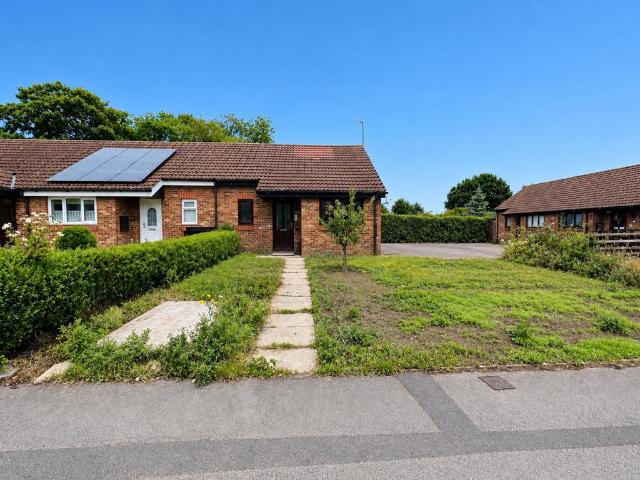 Bungalow for sale in Hambleton, North Yorkshire