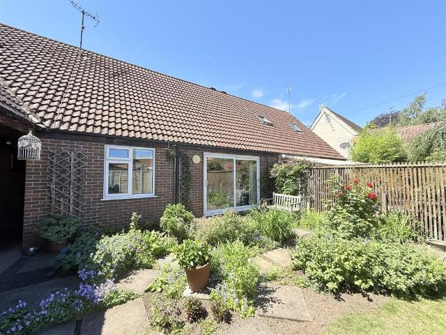 Bungalow for sale in Barton In Fabis, East Midlands