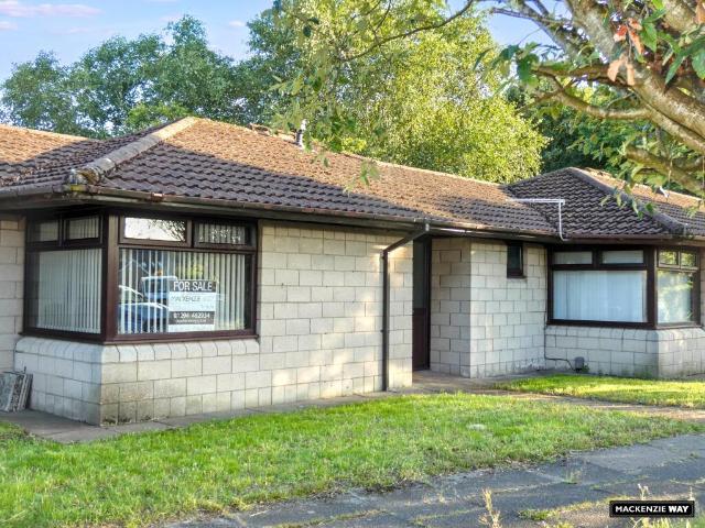 Bungalow for sale in Irvine, Scotland