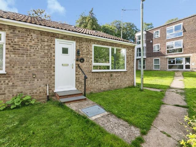 Bungalow for sale in Eastbridge, Suffolk