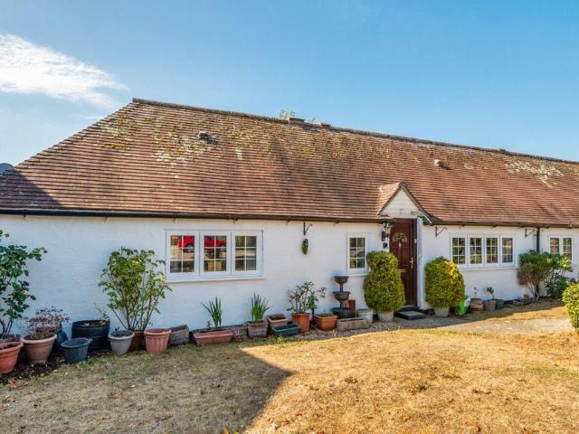 Bungalow for sale in Littlecote, West Sussex