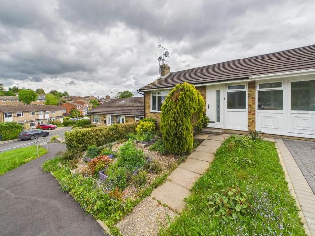 Bungalow for sale in Buckinghamshire