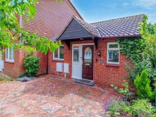 House for rent in Lyons, Greater London