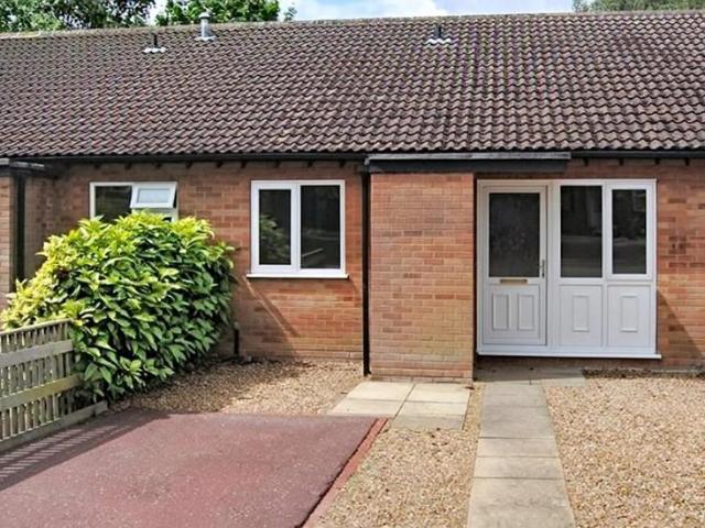 Bungalow for rent in Chedburgh, Suffolk