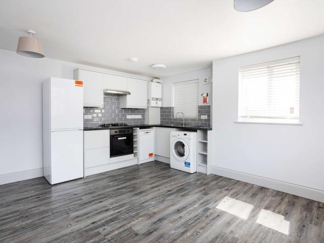 House for rent in Barton, The Slade