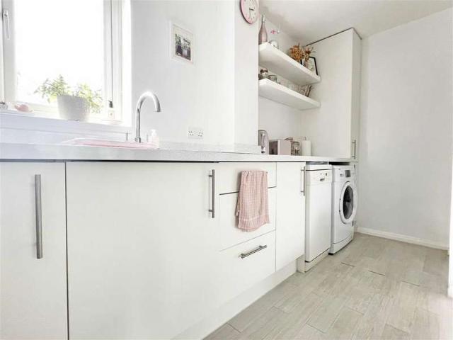 Cottage for sale in Brookend, Chelmsford