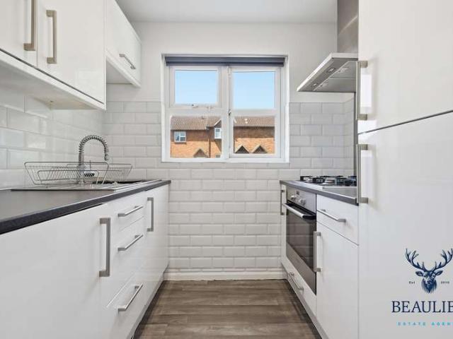 Cottage for sale in Chelmsford, Essex