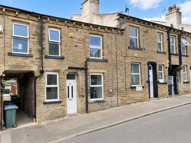 Cottage for sale in Baildon, West Yorkshire