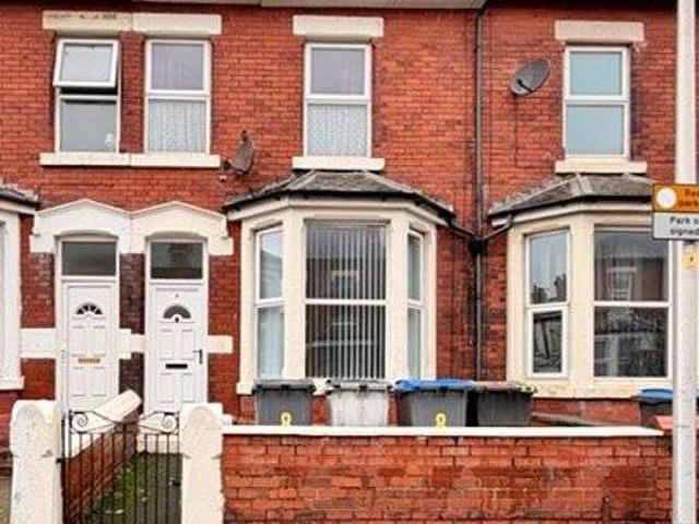 Cottage for sale in Queenstown, Blackpool
