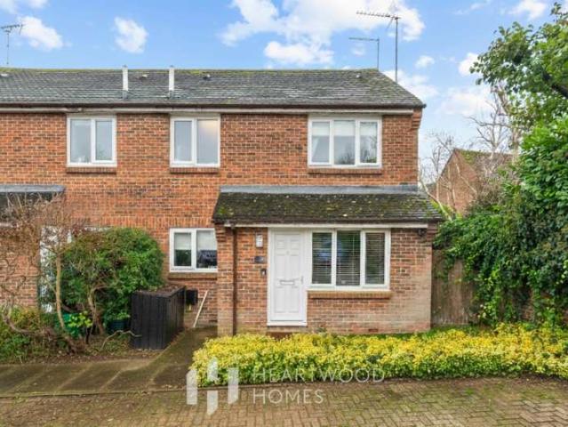 Cottage for sale in Five Acres, Hertfordshire