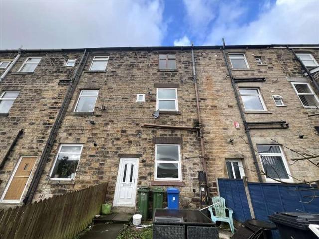 Maisonette for sale in Mossley Cross, Tameside