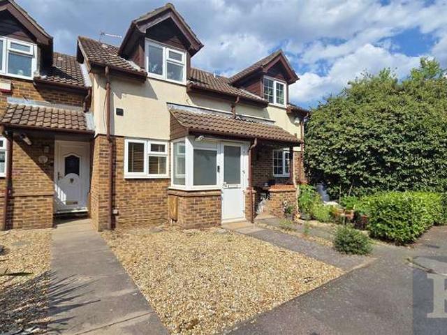 Cottage for sale in Yeading, Greater London