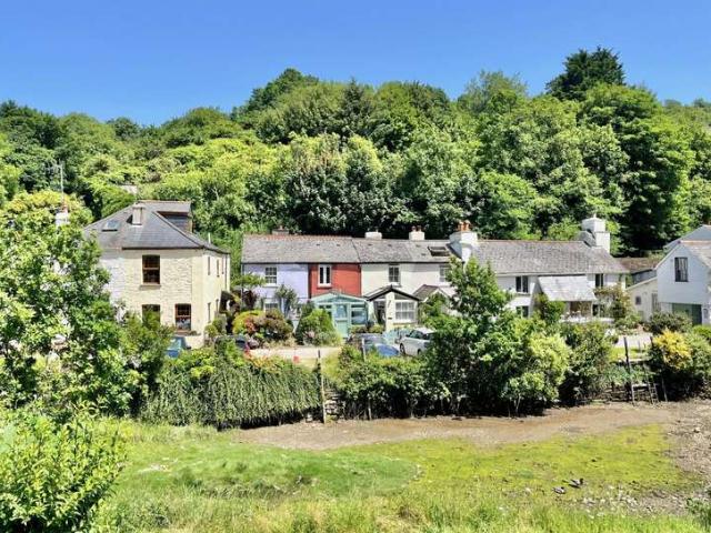 Cottage for sale in Saltash, Cornwall