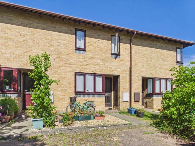 Cottage for sale in Chesterton, Arbury