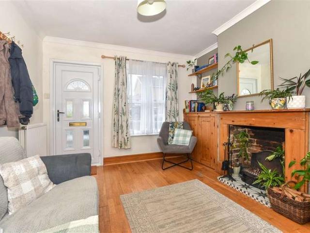Cottage for sale in Tonbridge, Tonbridge and Malling