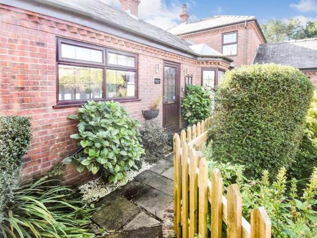 Cottage for sale in Marton, Bridlington
