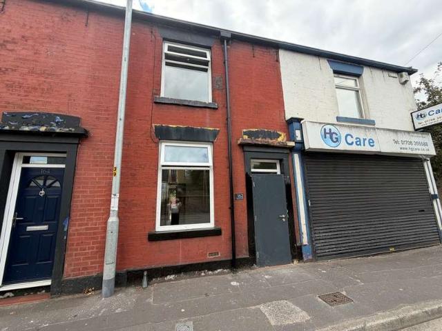 Cottage for rent in Lower Place, Burnedge
