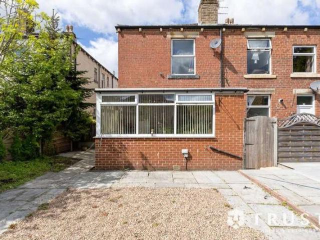 Cottage for sale in Batley, West Yorkshire