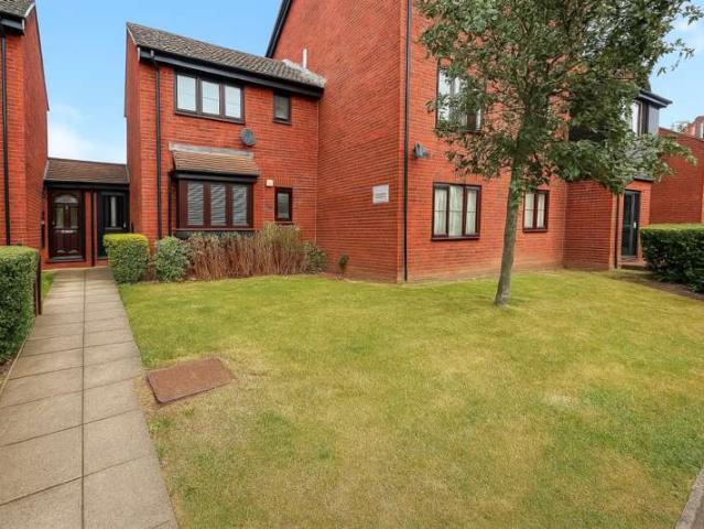 Cottage for sale in West Heath, Cat Hill