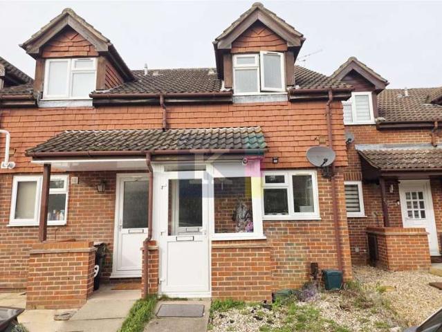 Cottage for sale in Yeading, Greater London