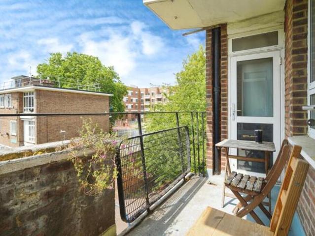 Cottage for rent in Cat Hill