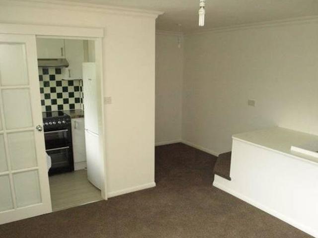 House for rent in Surrey, England