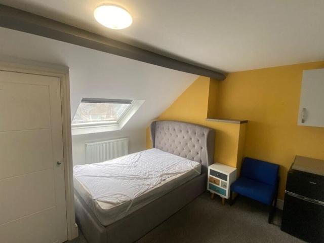 Cottage for rent in Alvaston, East Midlands