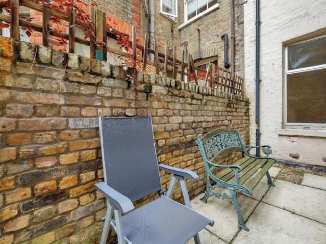 Cottage for rent in Camden Town, Isle Of Man