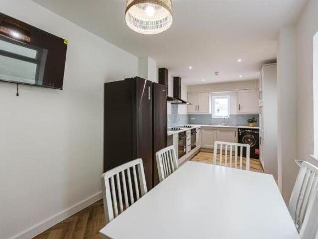 Cottage for rent in Fishponds, Bristol