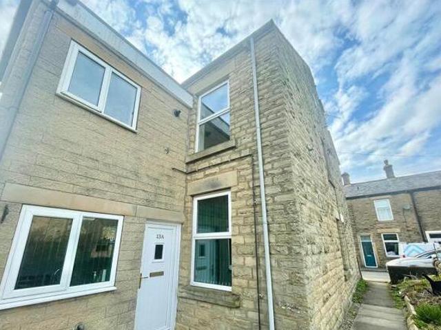 House for rent in Shirebrook Park, Charlesworth