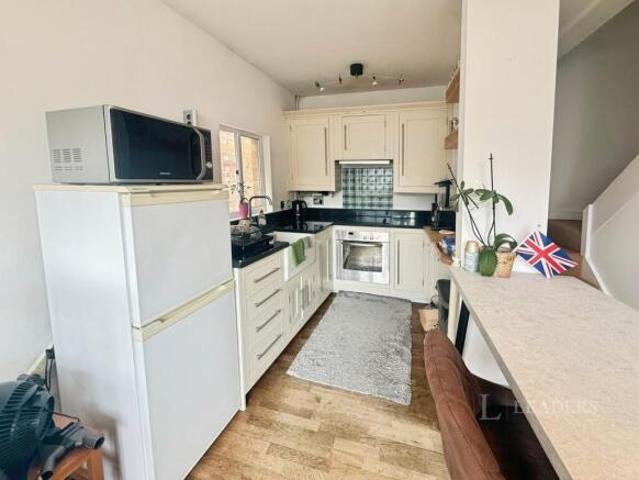 Cottage for rent in Sydenham, Green Close