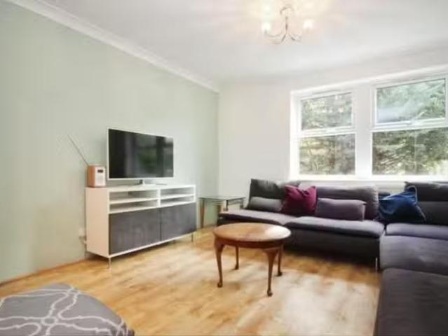 House for rent in Hayes, Greater London