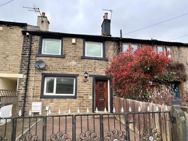 House for rent in Huddersfield, West Yorkshire