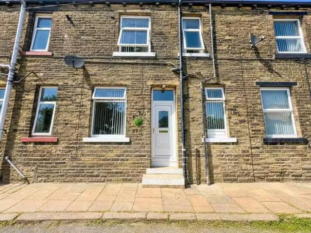 House for rent in Queensbury, West Yorkshire