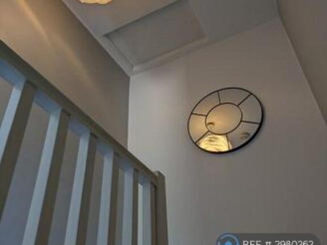 Cottage for rent in Pudsey, West Yorkshire
