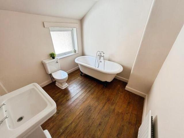 Cottage for rent in Littleover, East Midlands